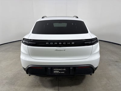 2025 Porsche Macan Electric Electric 4