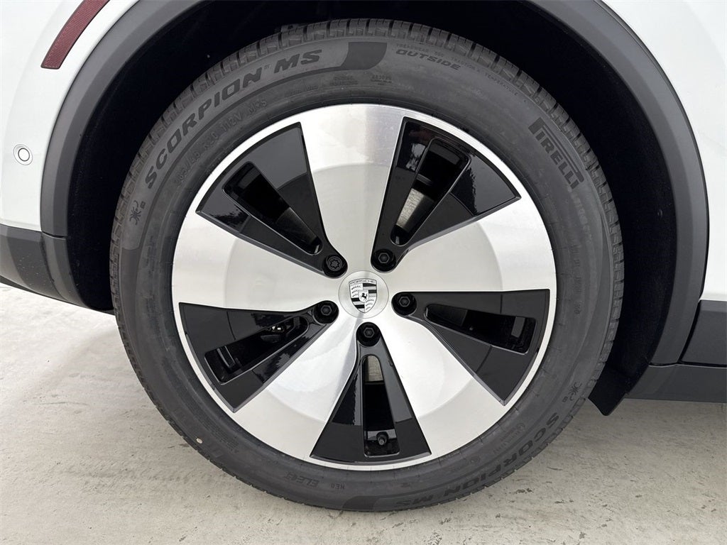 2025 Porsche Macan Electric Electric 4