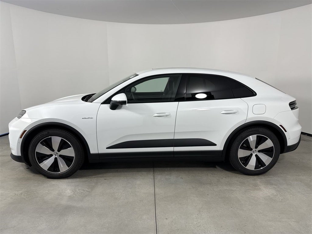 2025 Porsche Macan Electric Electric 4