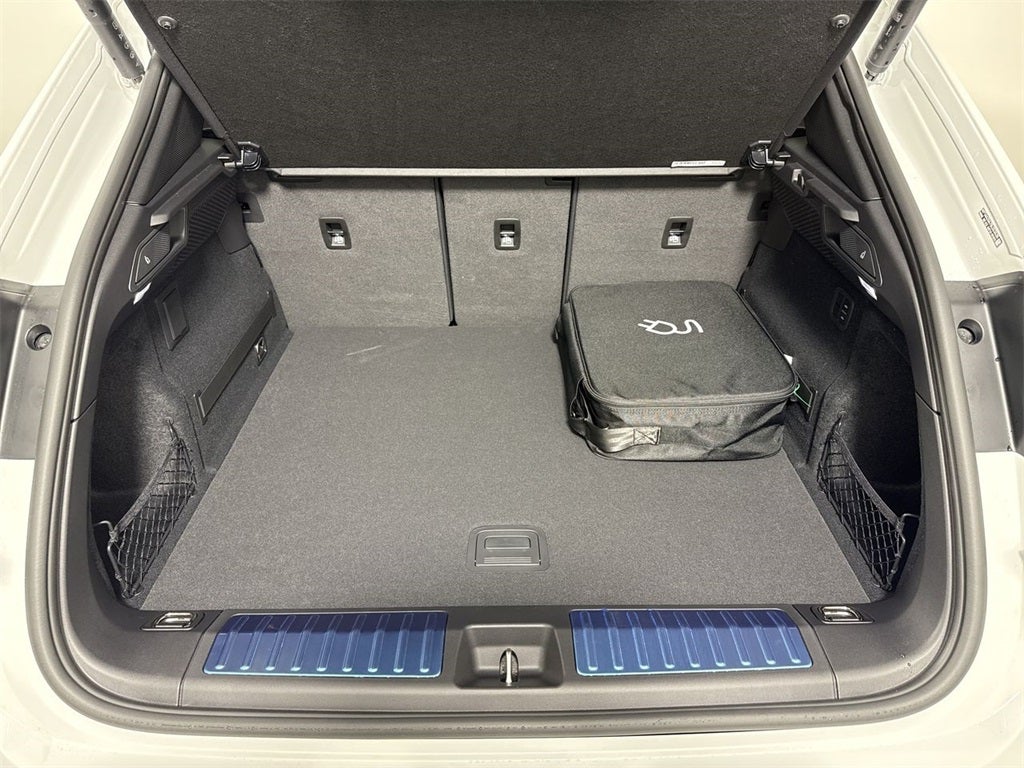 2025 Porsche Macan Electric Electric 4