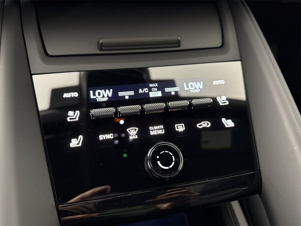 2025 Porsche Macan Electric Electric 4