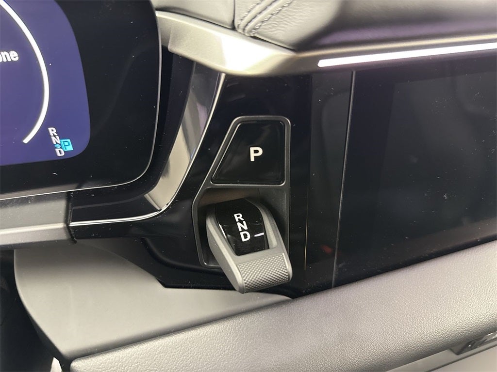 2025 Porsche Macan Electric Electric 4