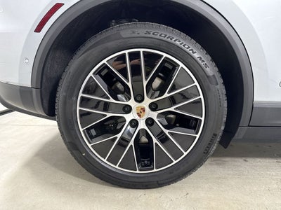 2026 Porsche Macan Electric Electric 4