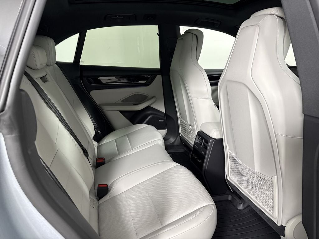 2026 Porsche Macan Electric Electric 4