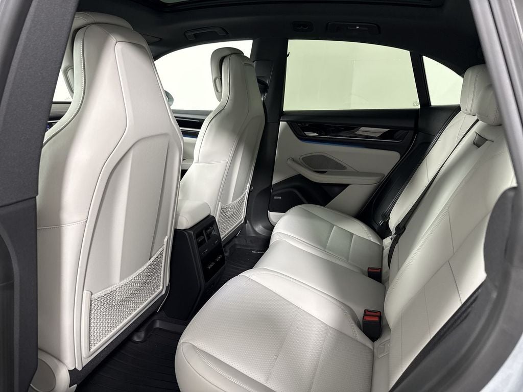 2026 Porsche Macan Electric Electric 4