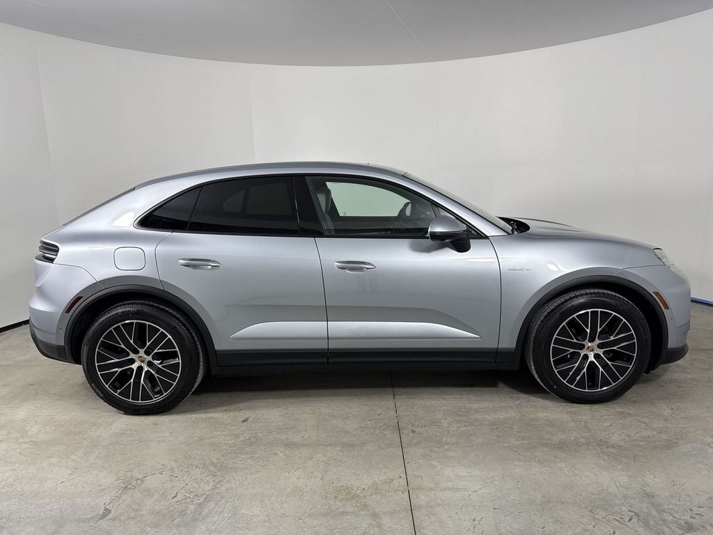 2026 Porsche Macan Electric Electric 4