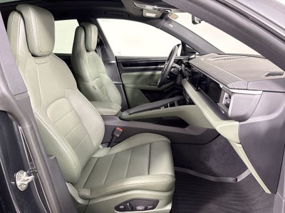 2026 Porsche Macan Electric Electric 4