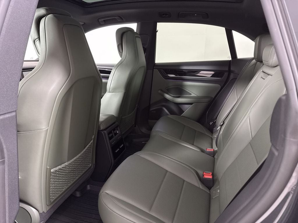 2026 Porsche Macan Electric Electric 4
