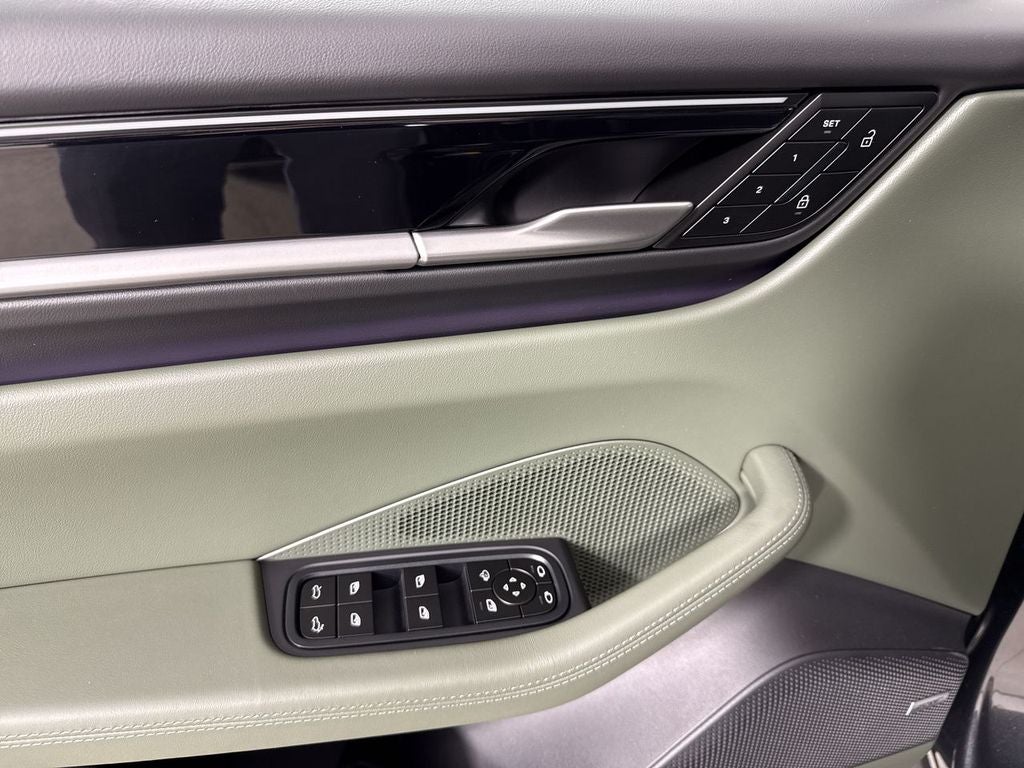 2026 Porsche Macan Electric Electric 4