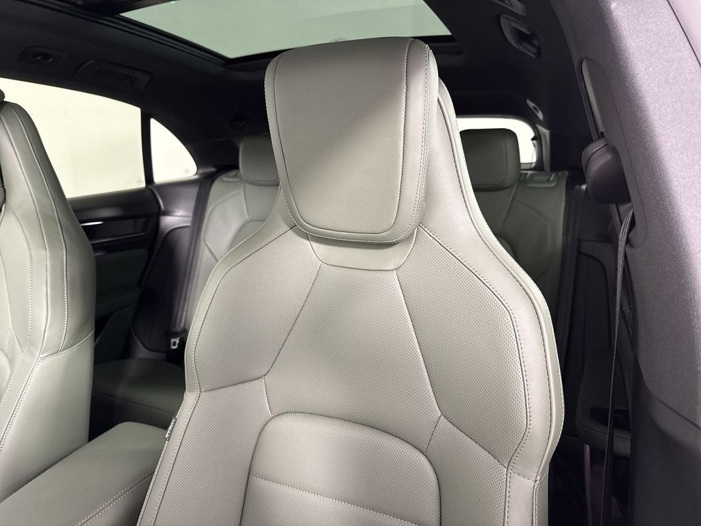 2026 Porsche Macan Electric Electric 4