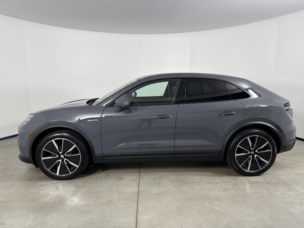 2026 Porsche Macan Electric Electric 4