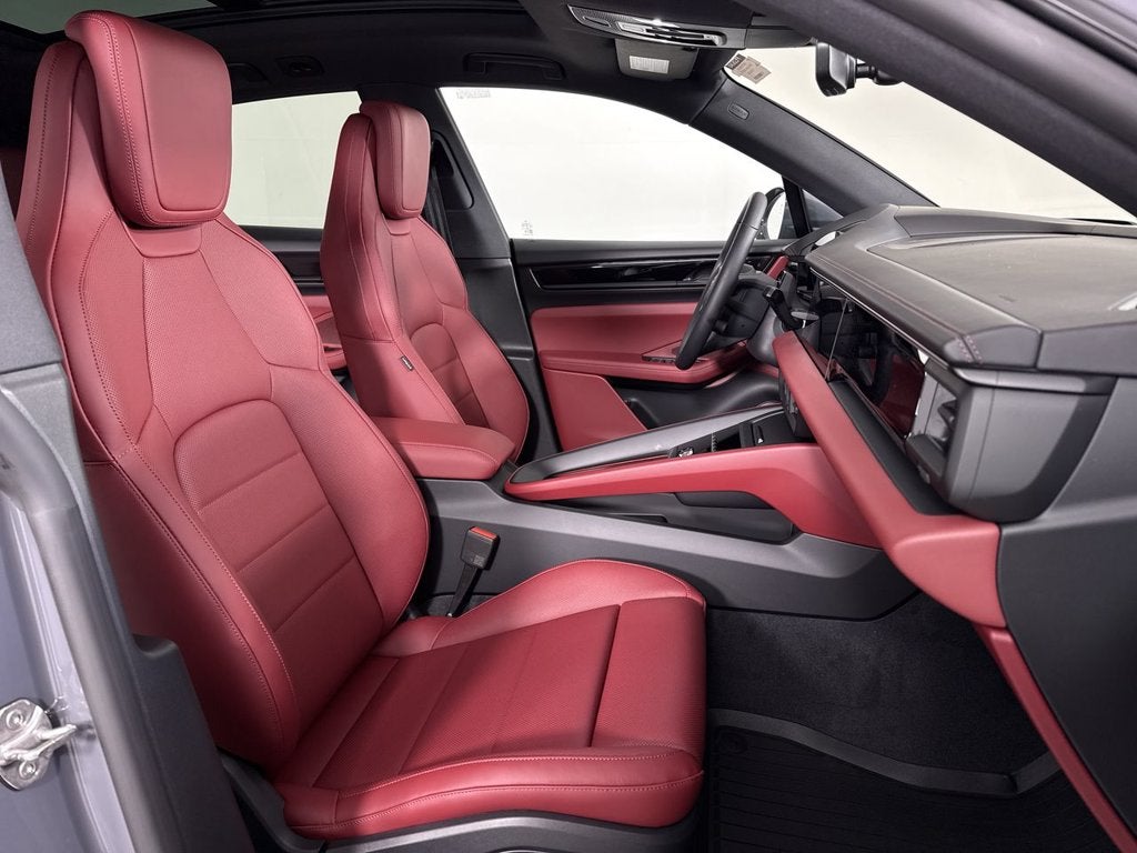 2026 Porsche Macan Electric Electric 4