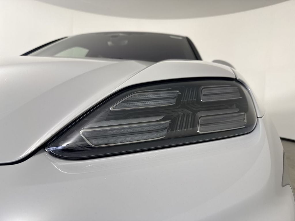 2026 Porsche Macan Electric Electric 4