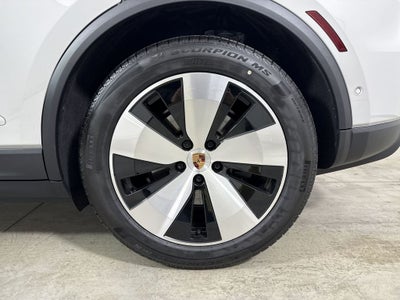 2026 Porsche Macan Electric Electric 4