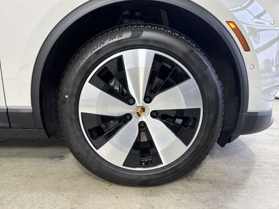 2026 Porsche Macan Electric Electric 4