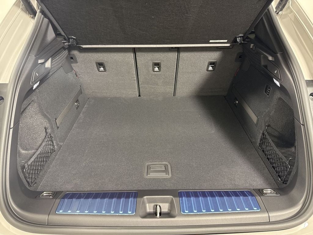 2026 Porsche Macan Electric Electric 4