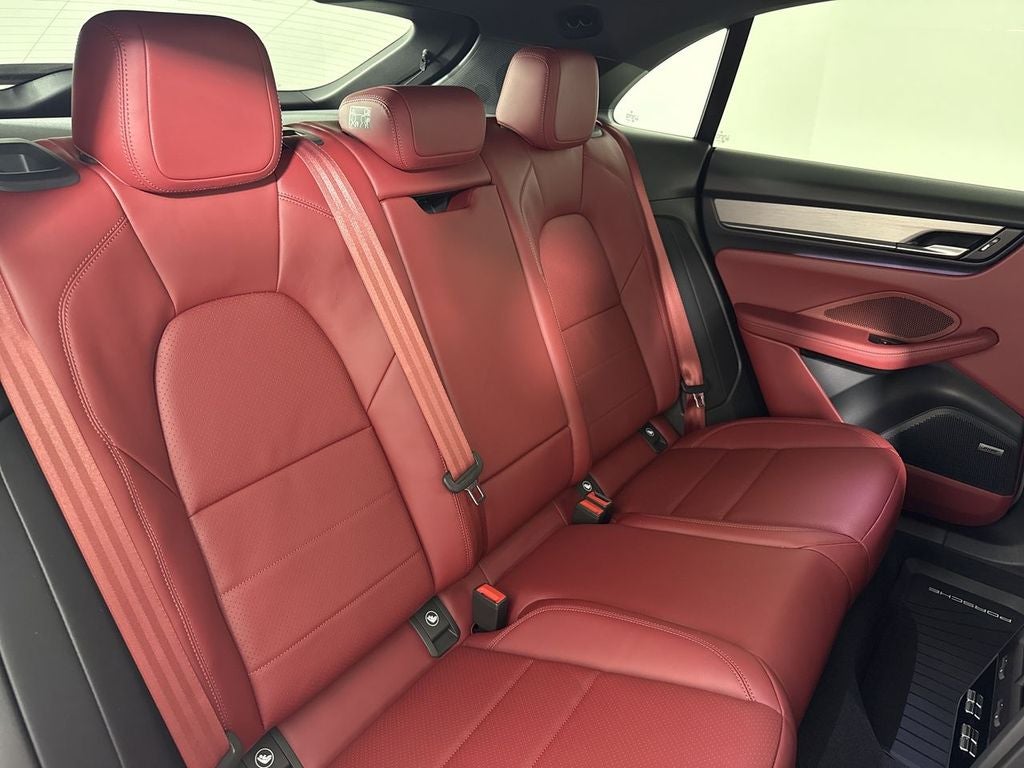 2026 Porsche Macan Electric Electric 4