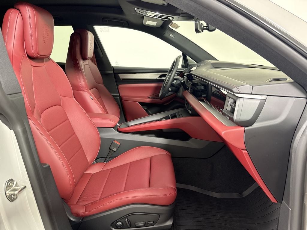 2026 Porsche Macan Electric Electric 4