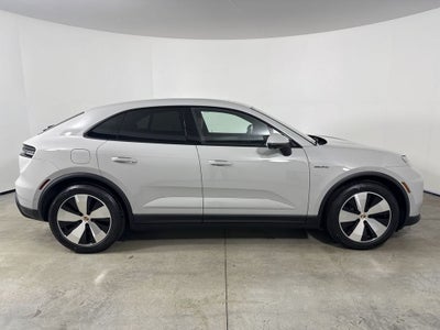 2026 Porsche Macan Electric Electric 4