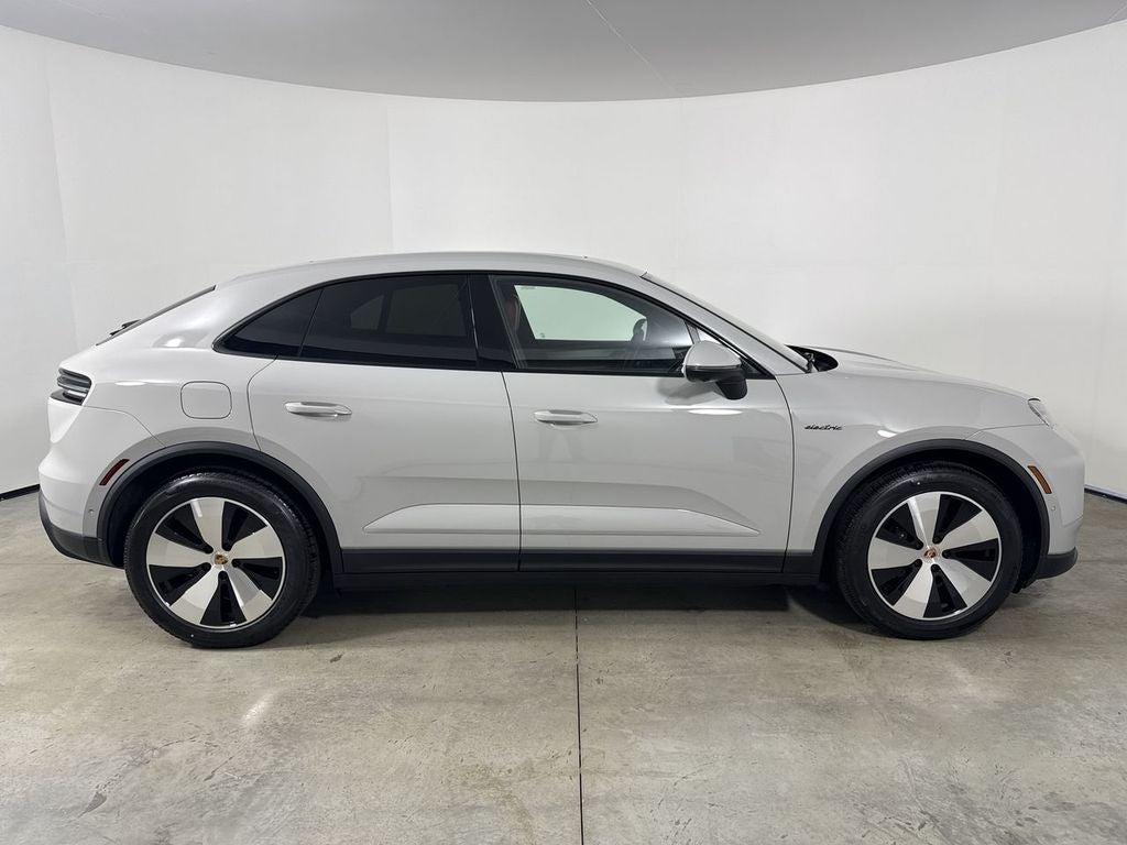 2026 Porsche Macan Electric Electric 4