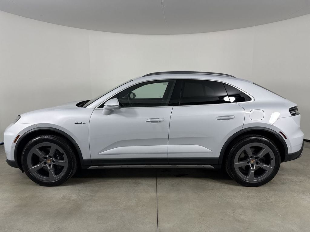 2026 Porsche Macan Electric Electric 4