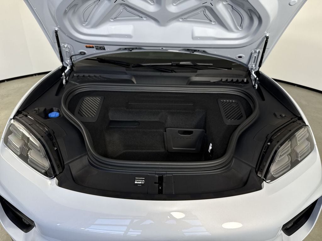 2026 Porsche Macan Electric Electric 4