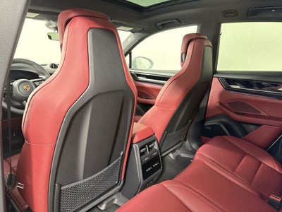 2026 Porsche Macan Electric Electric 4