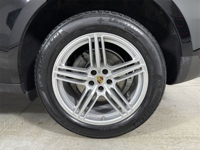 2021 Porsche Macan S