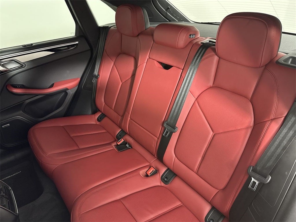 2021 Porsche Macan S