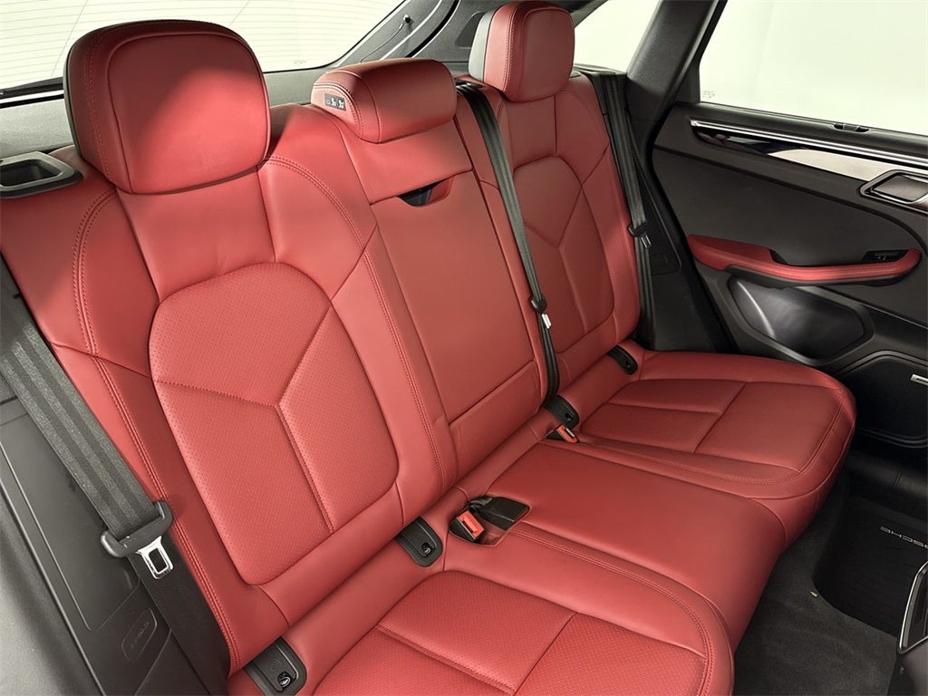 2021 Porsche Macan S