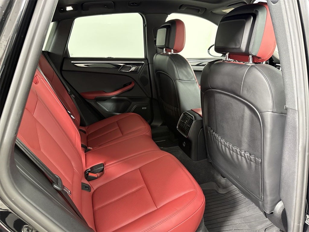 2021 Porsche Macan S