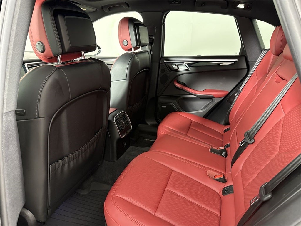 2021 Porsche Macan S