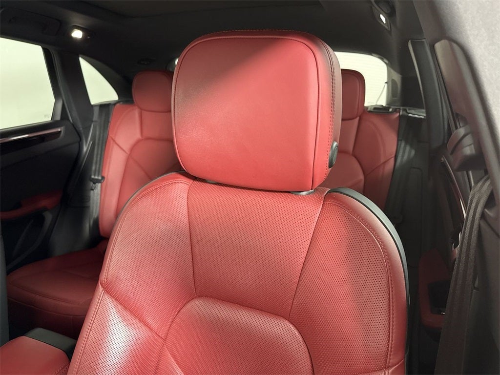 2021 Porsche Macan S