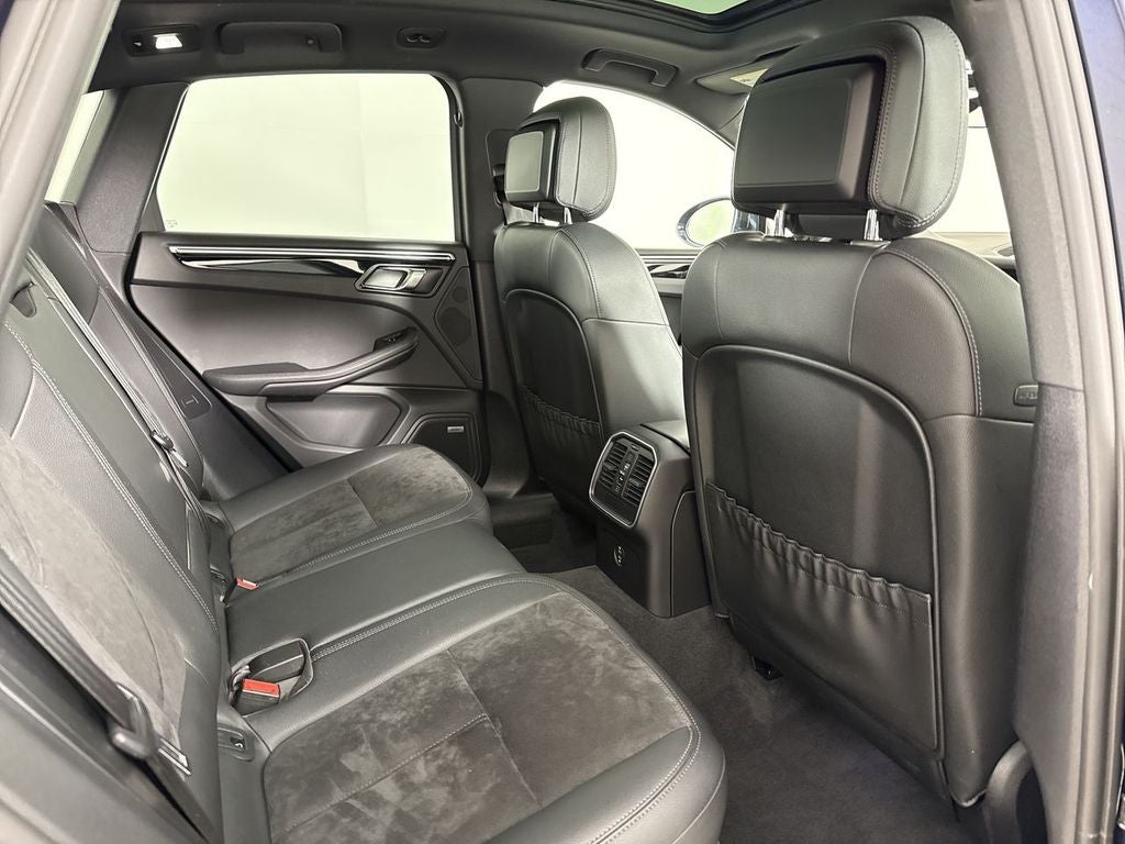 2021 Porsche Macan S