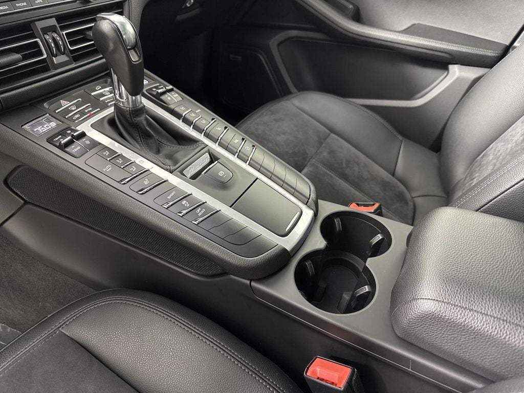 2021 Porsche Macan S