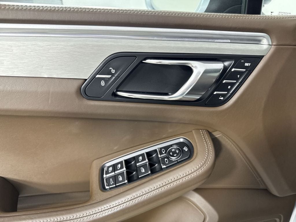 2018 Porsche Macan Macan S