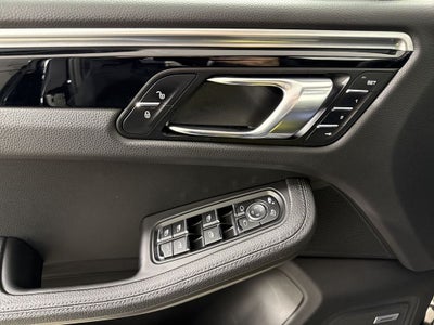 2018 Porsche Macan S