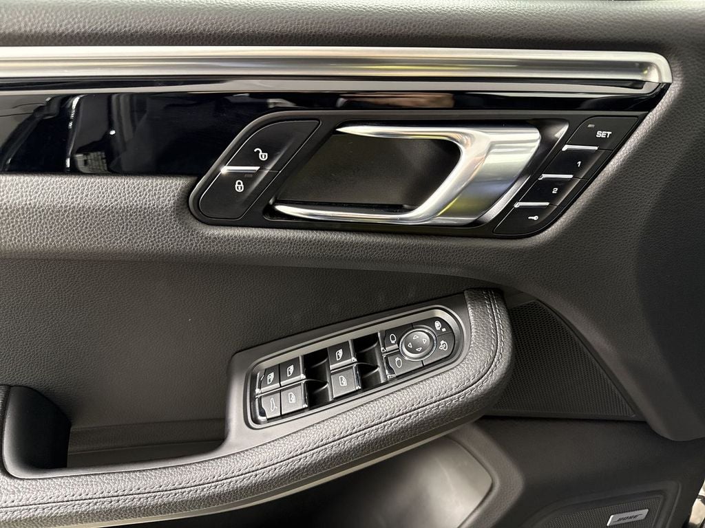 2018 Porsche Macan S