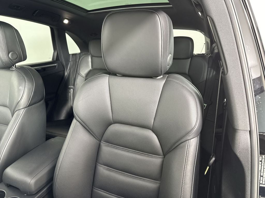 2018 Porsche Macan S