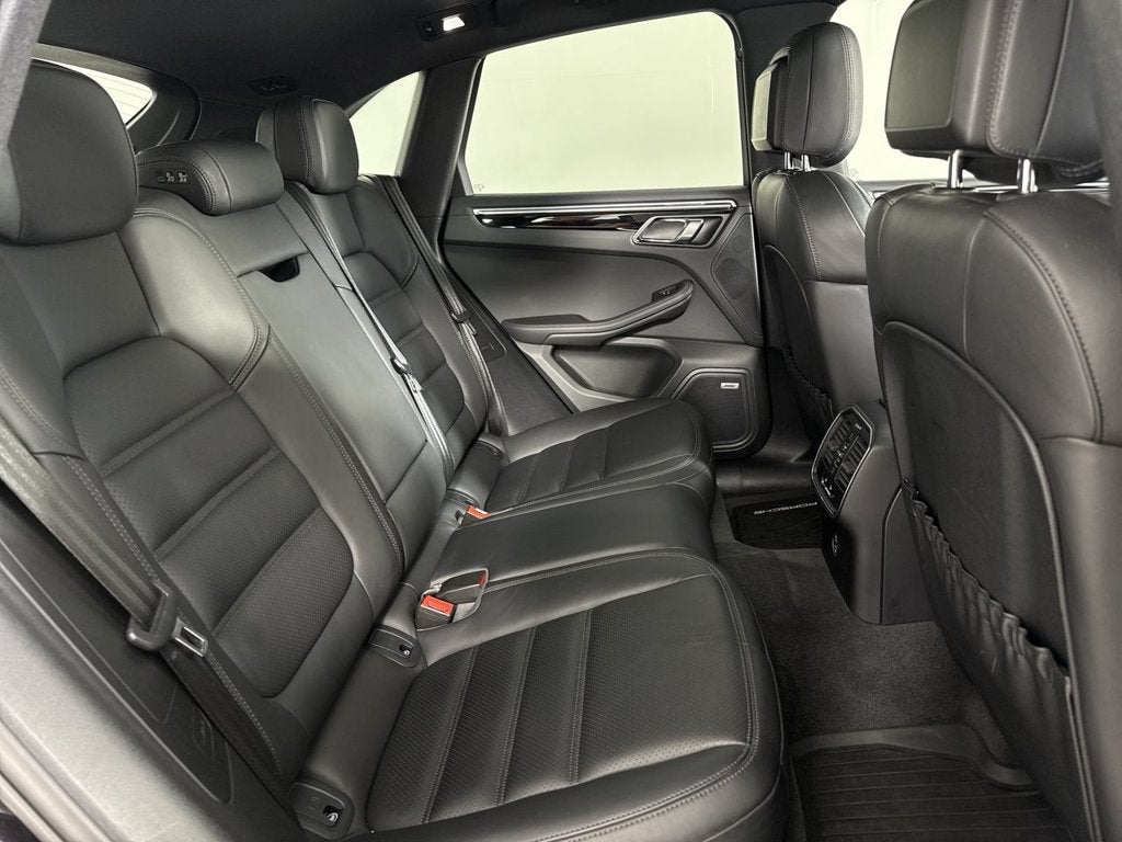 2020 Porsche Macan S