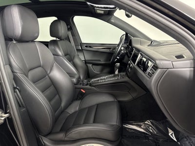 2020 Porsche Macan S