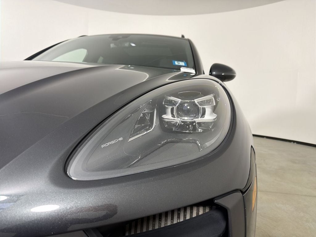 2021 Porsche Macan S