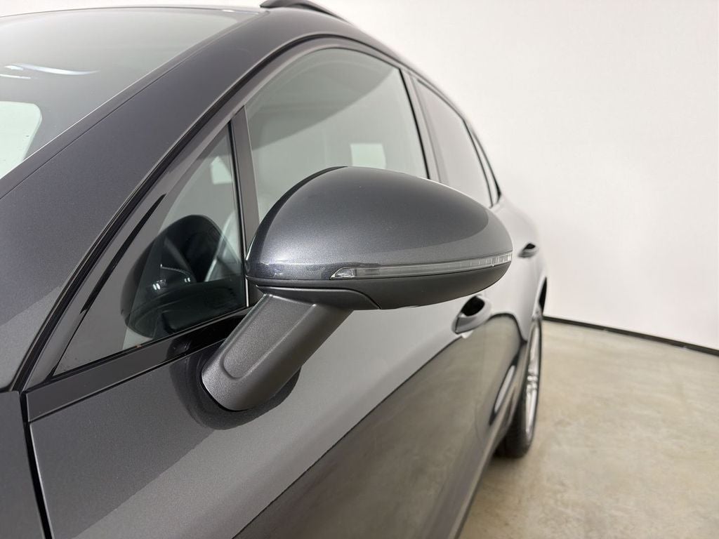 2021 Porsche Macan S