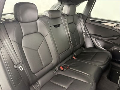 2021 Porsche Macan S