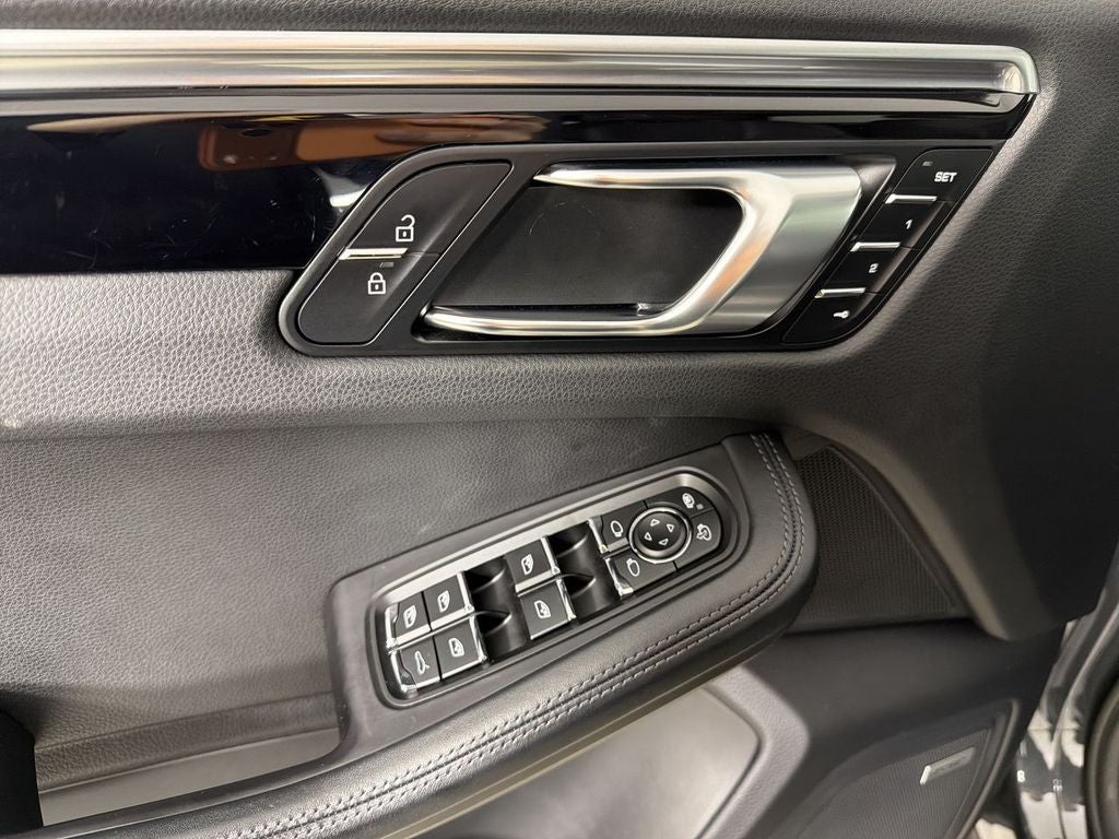 2021 Porsche Macan S