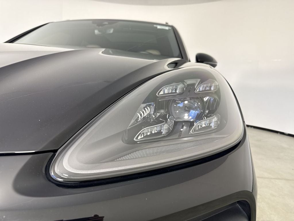 2023 Porsche Cayenne Cayenne S Platinum Edition