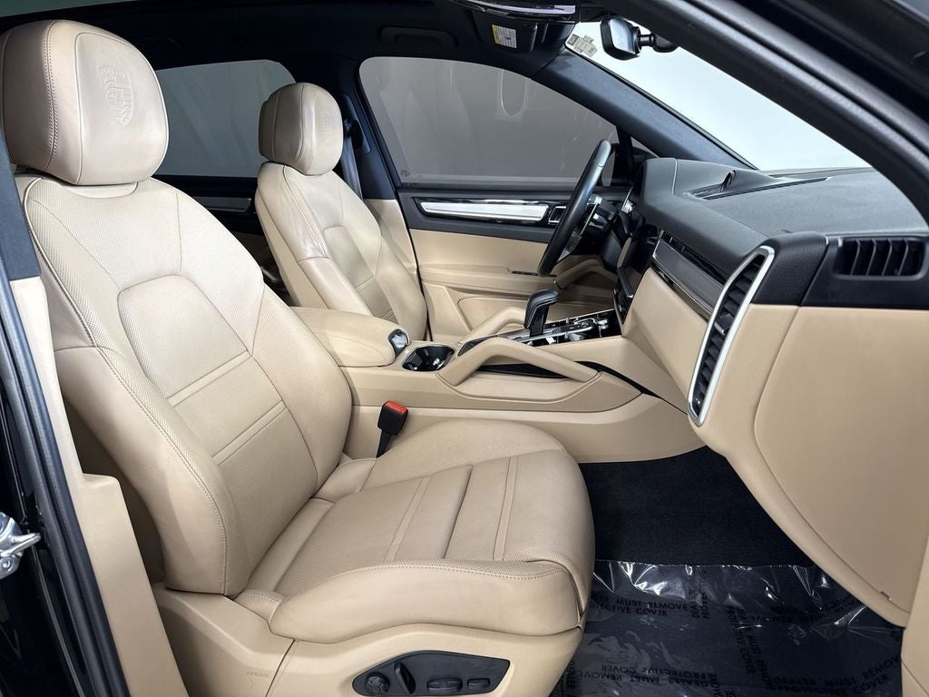 2023 Porsche Cayenne Cayenne S Platinum Edition