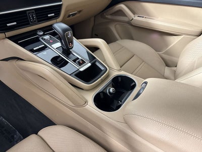 2023 Porsche Cayenne Cayenne S Platinum Edition