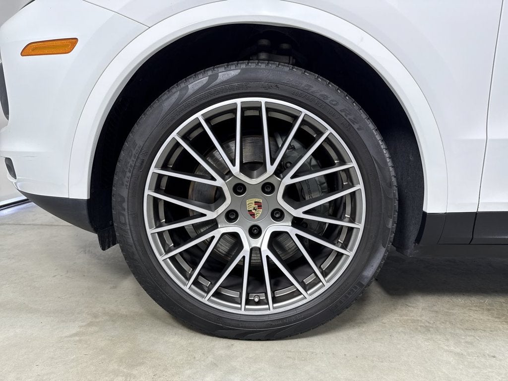 2023 Porsche Cayenne S