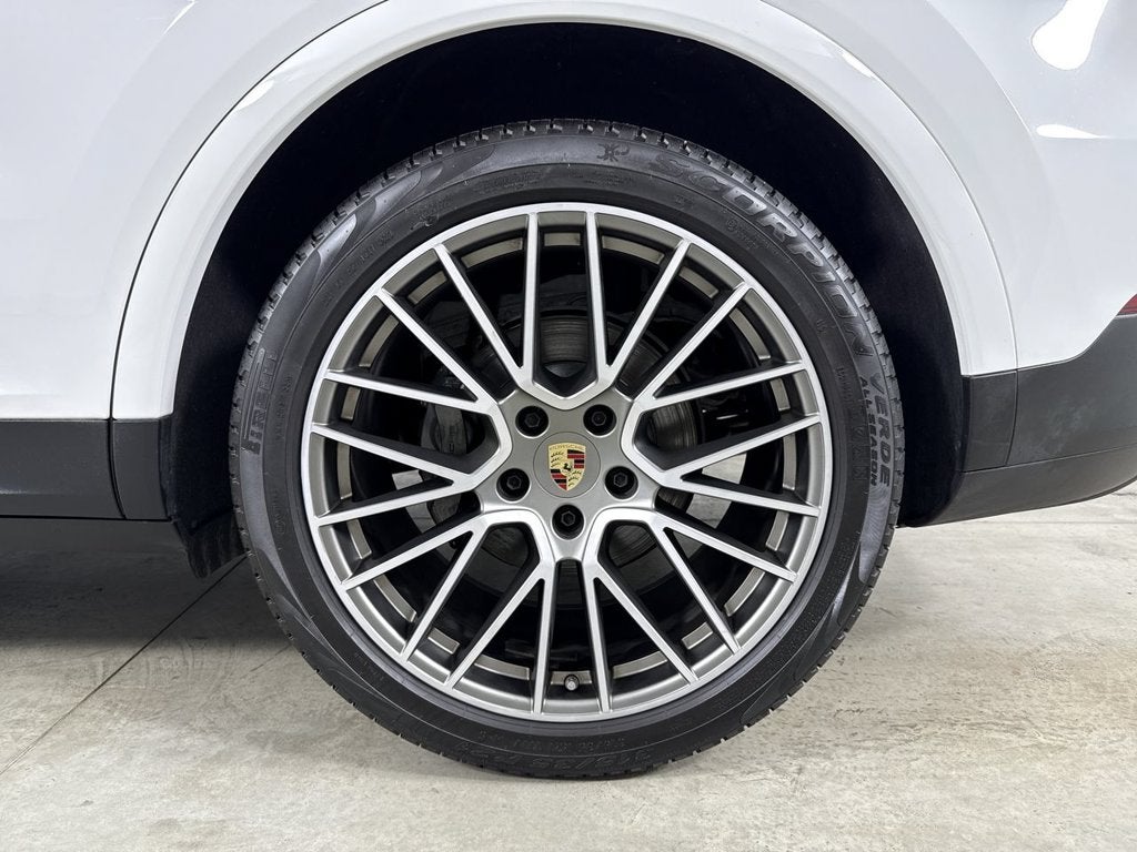 2023 Porsche Cayenne S